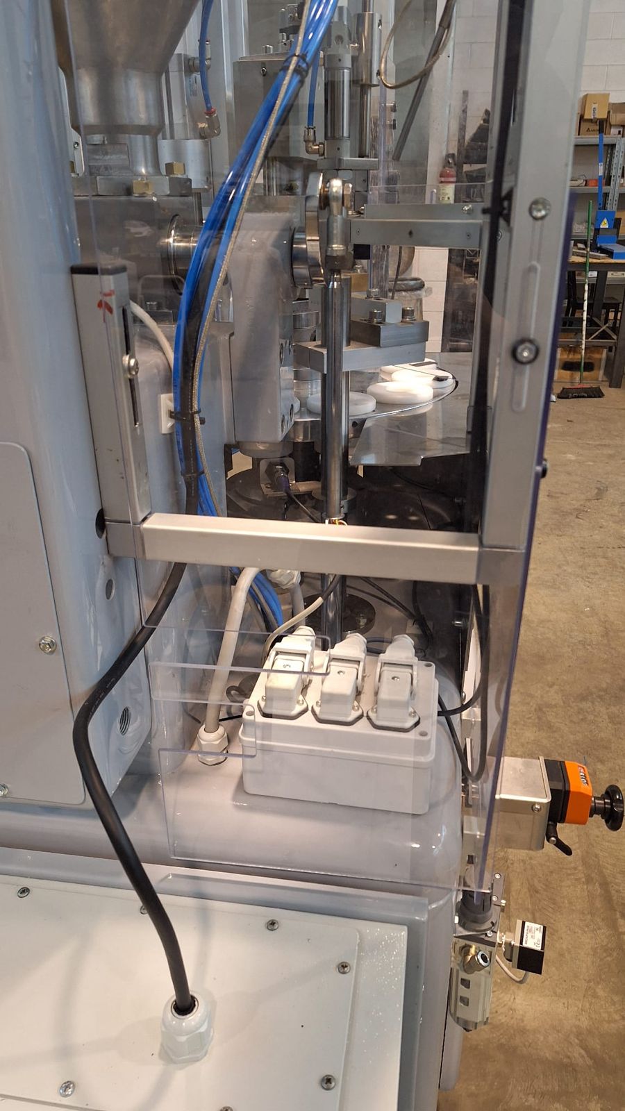 used-tonazzi-colibri-cosmetic-1